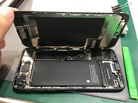 iPhoneSE3のバッテリー交換ならデータそのまま修理可能なスマホ修理工房セレオ甲府店へ！